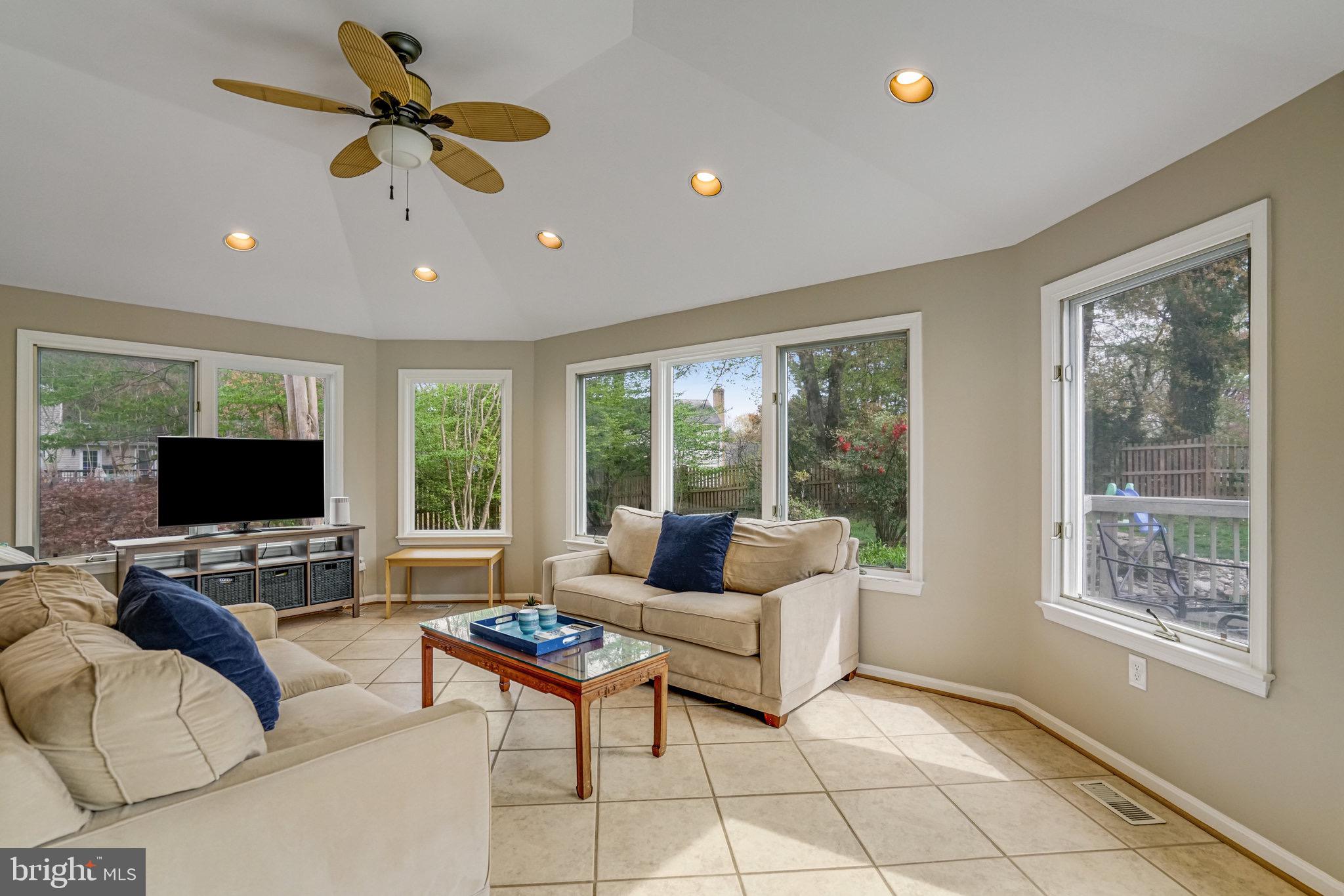 4509 FIDELITY CT