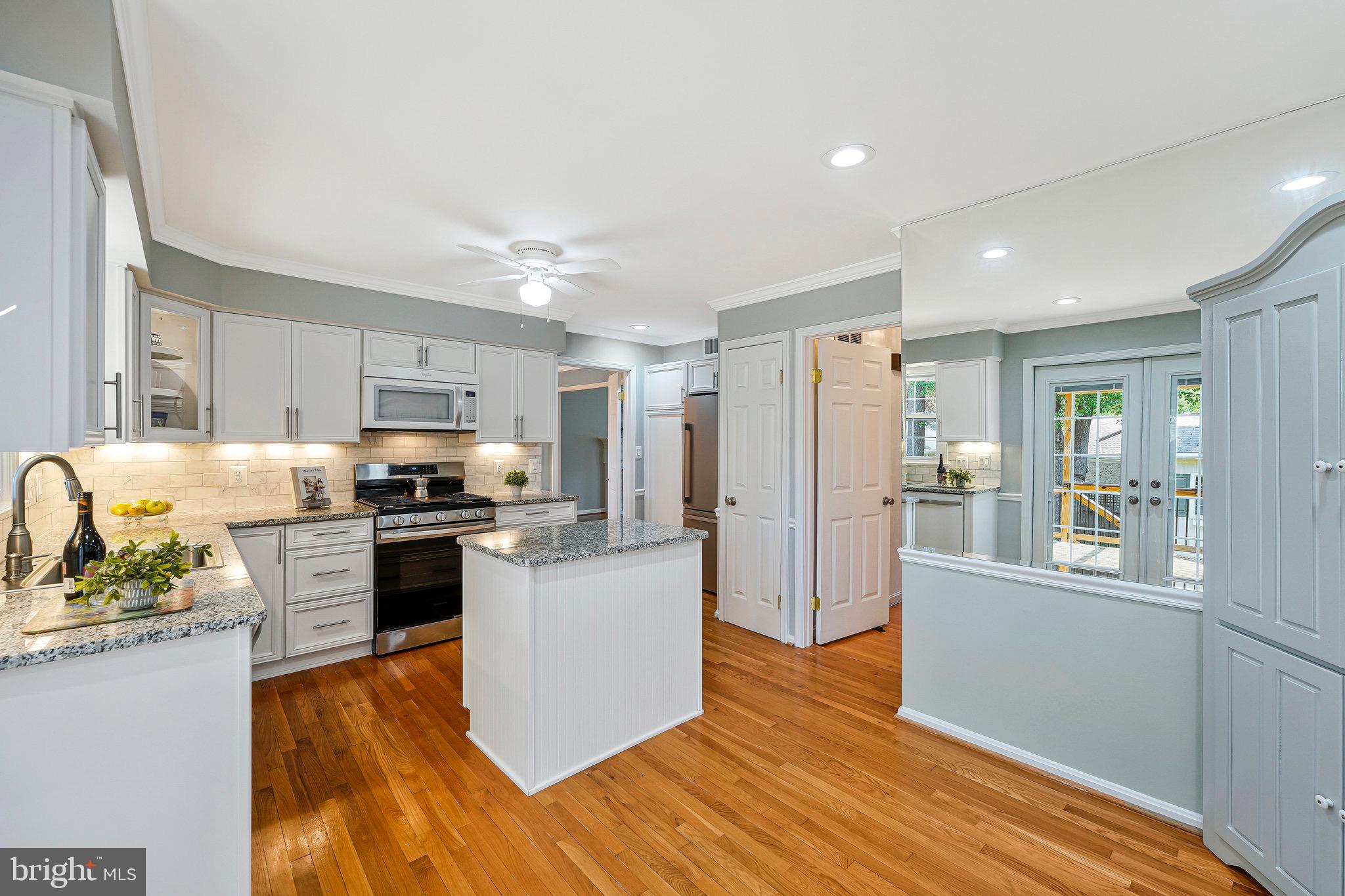 1204 Pine Hill Rd