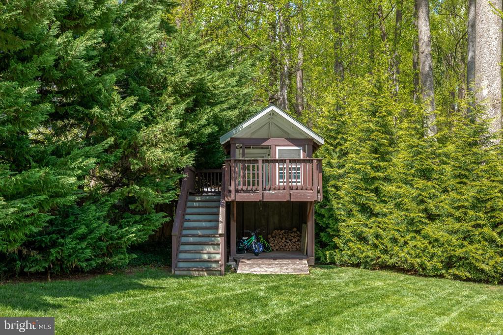2850 ROSEMARY LN