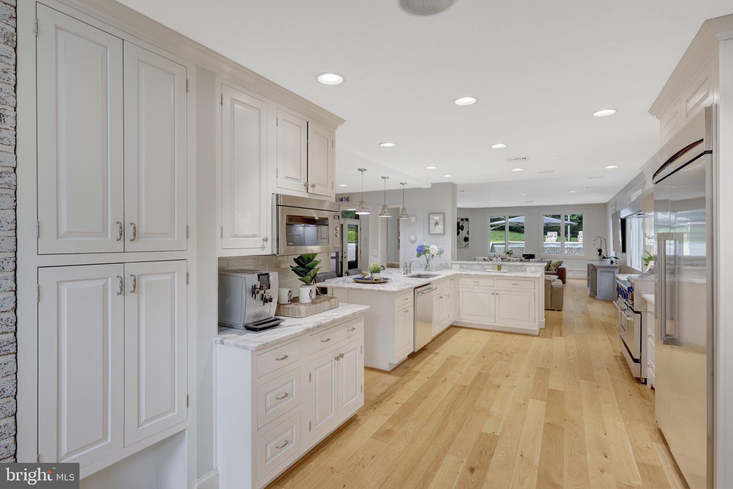 2850 ROSEMARY LN
