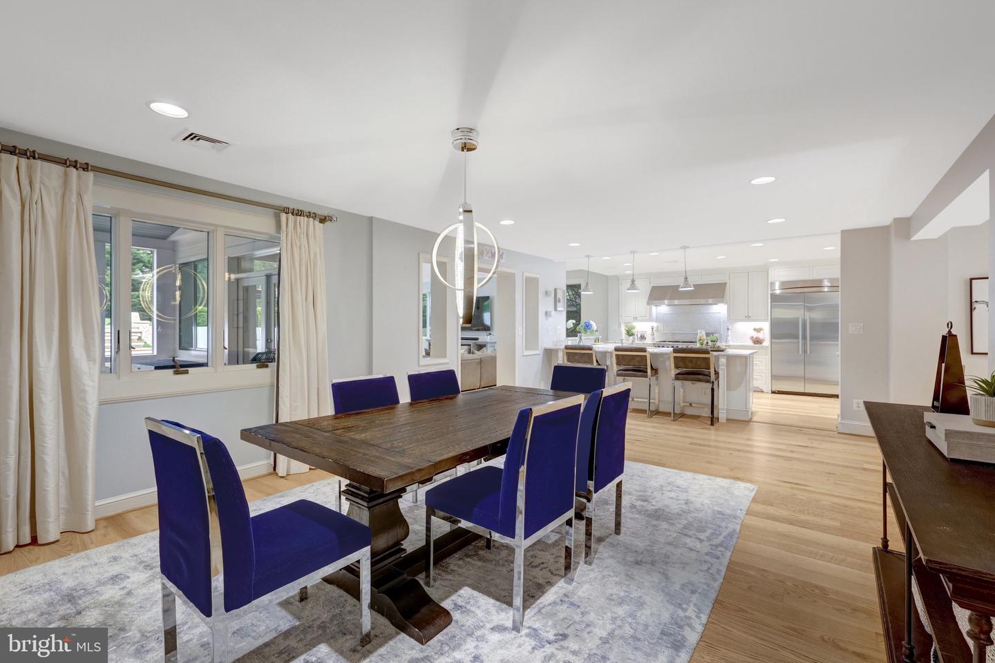 2850 ROSEMARY LN