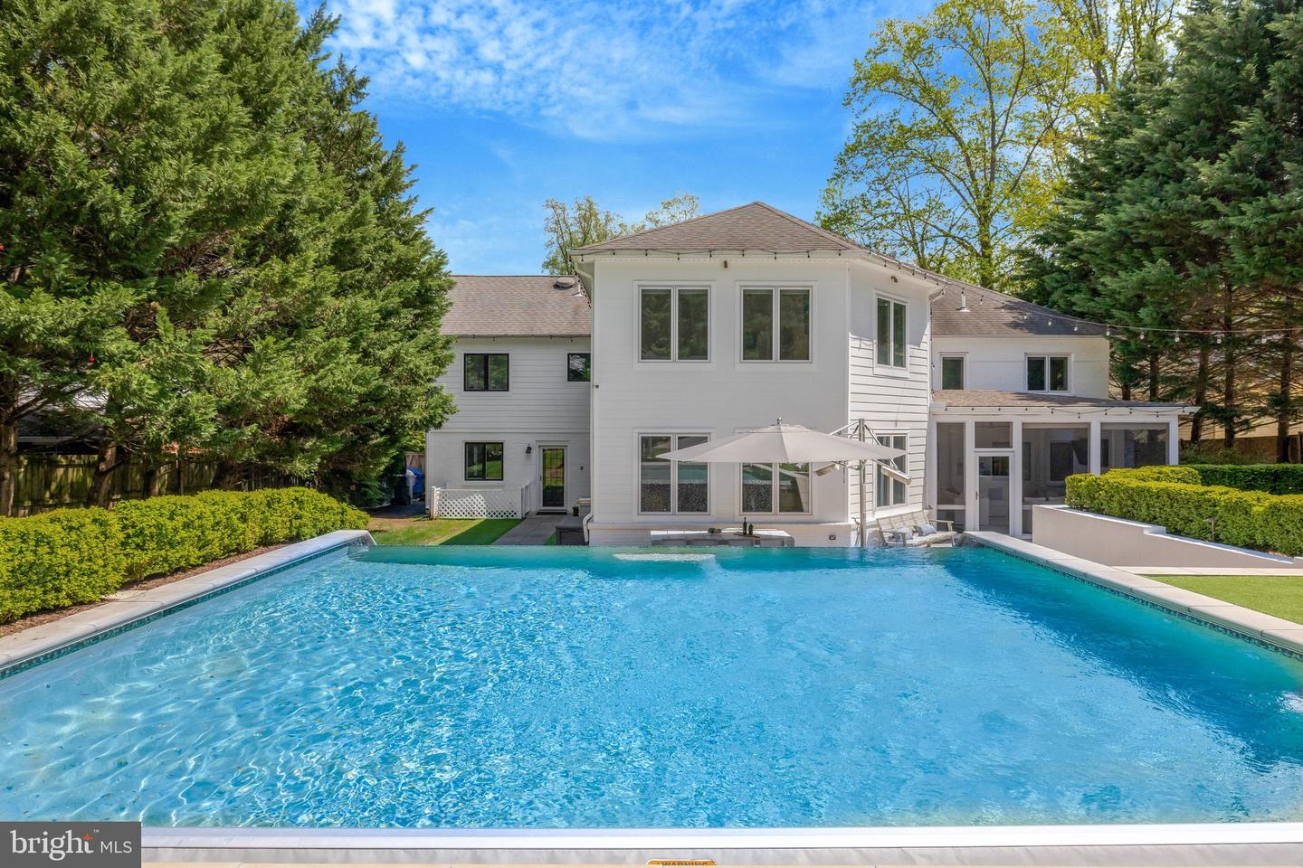 2850 ROSEMARY LN