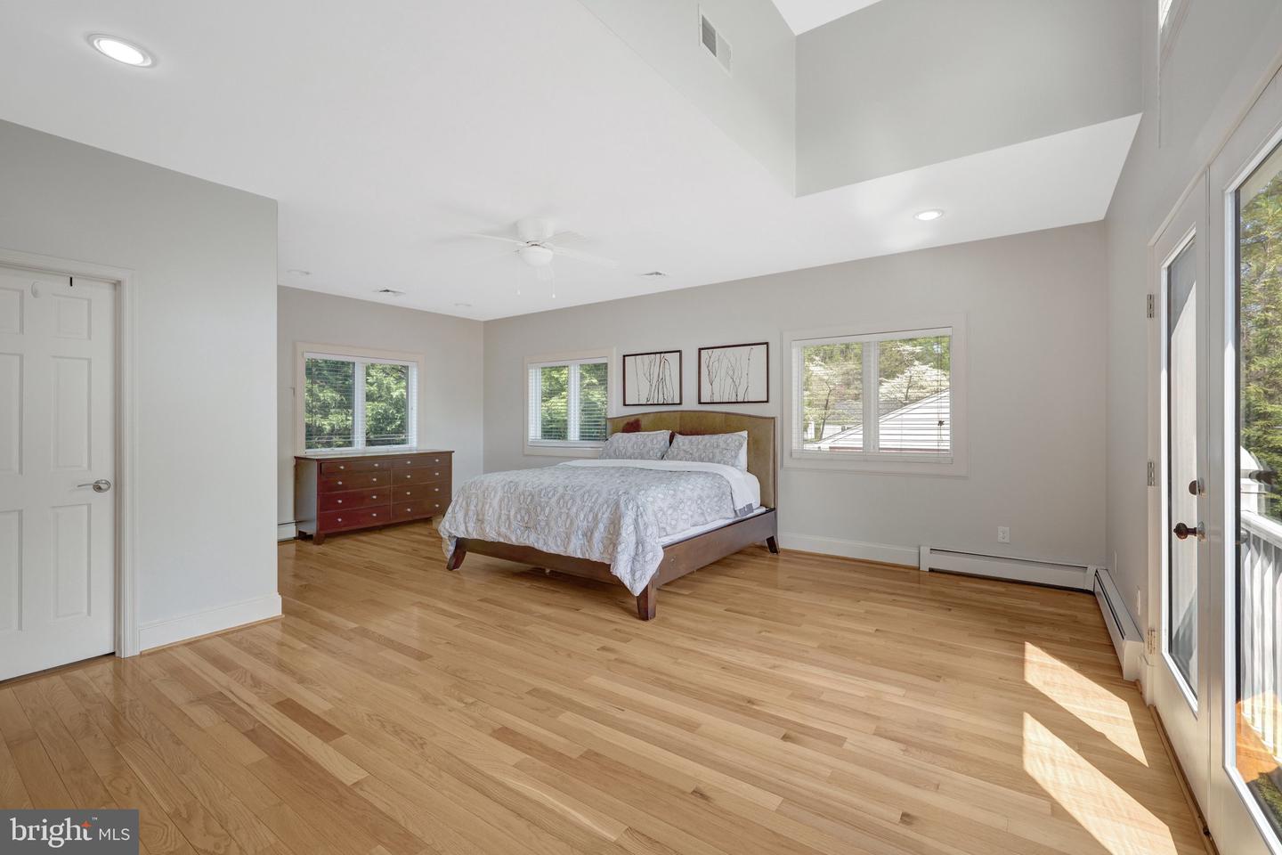 2850 ROSEMARY LN