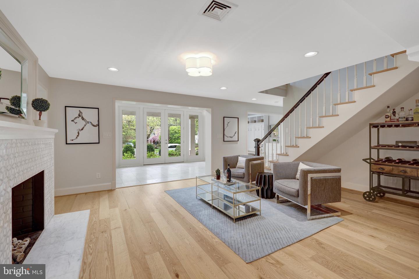 2850 ROSEMARY LN