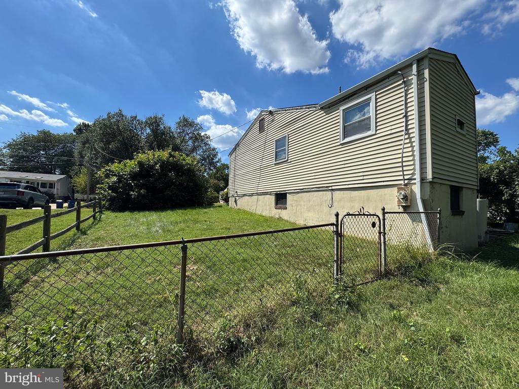 1729 OLNEY ROAD