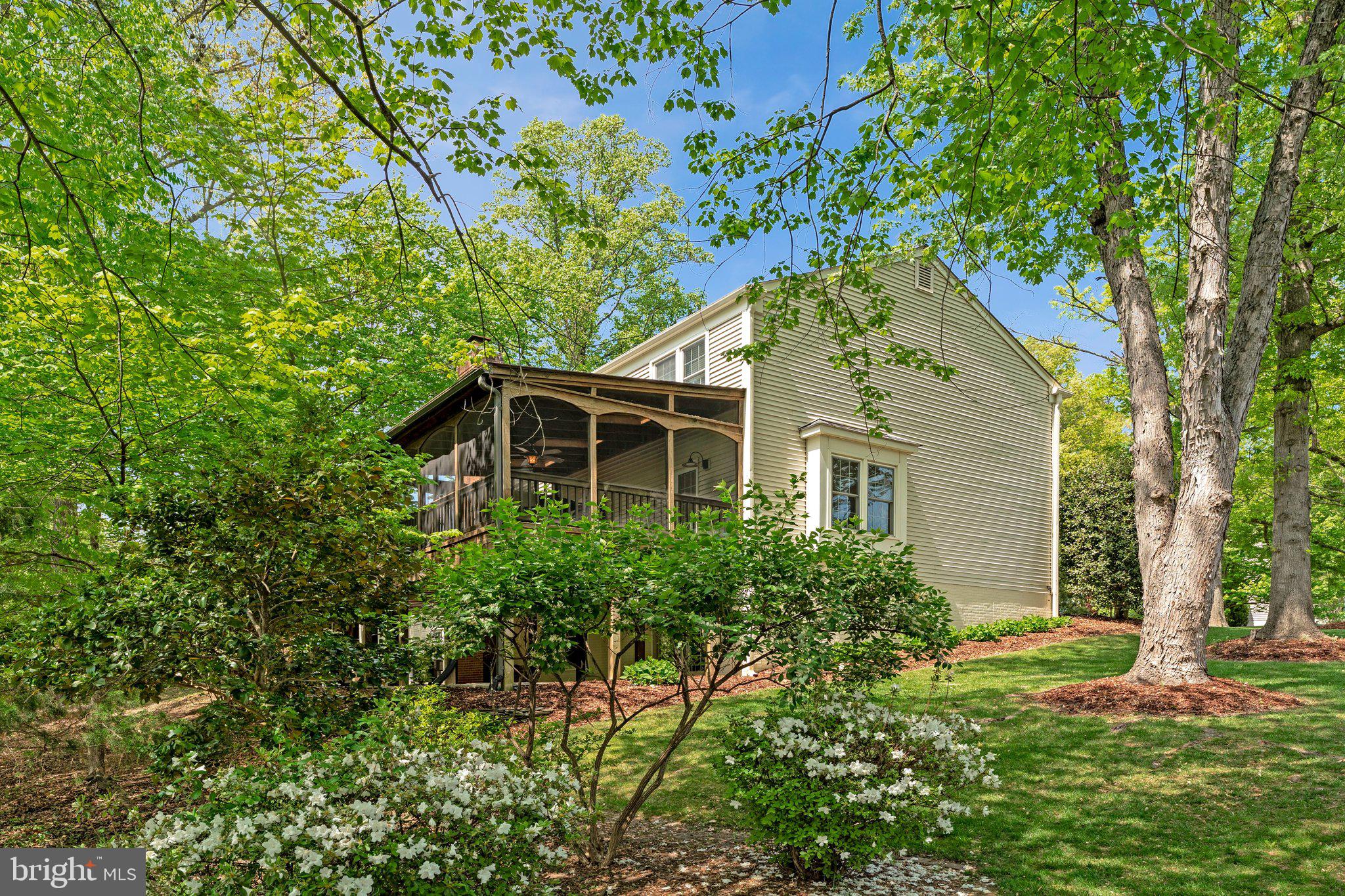 10719 OAKENSHAW COURT