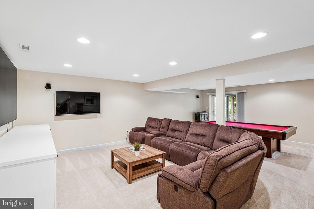 10719 OAKENSHAW COURT