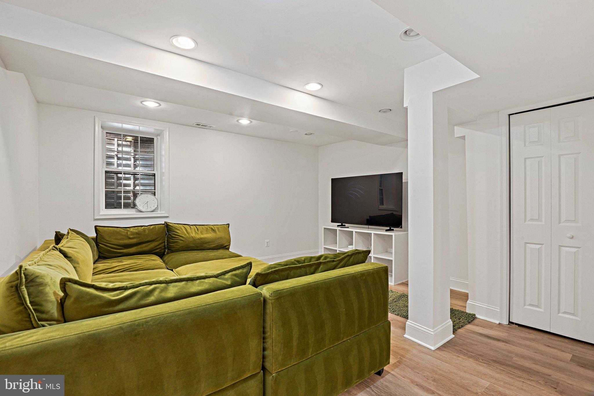 12527 CHASBARB TERRACE