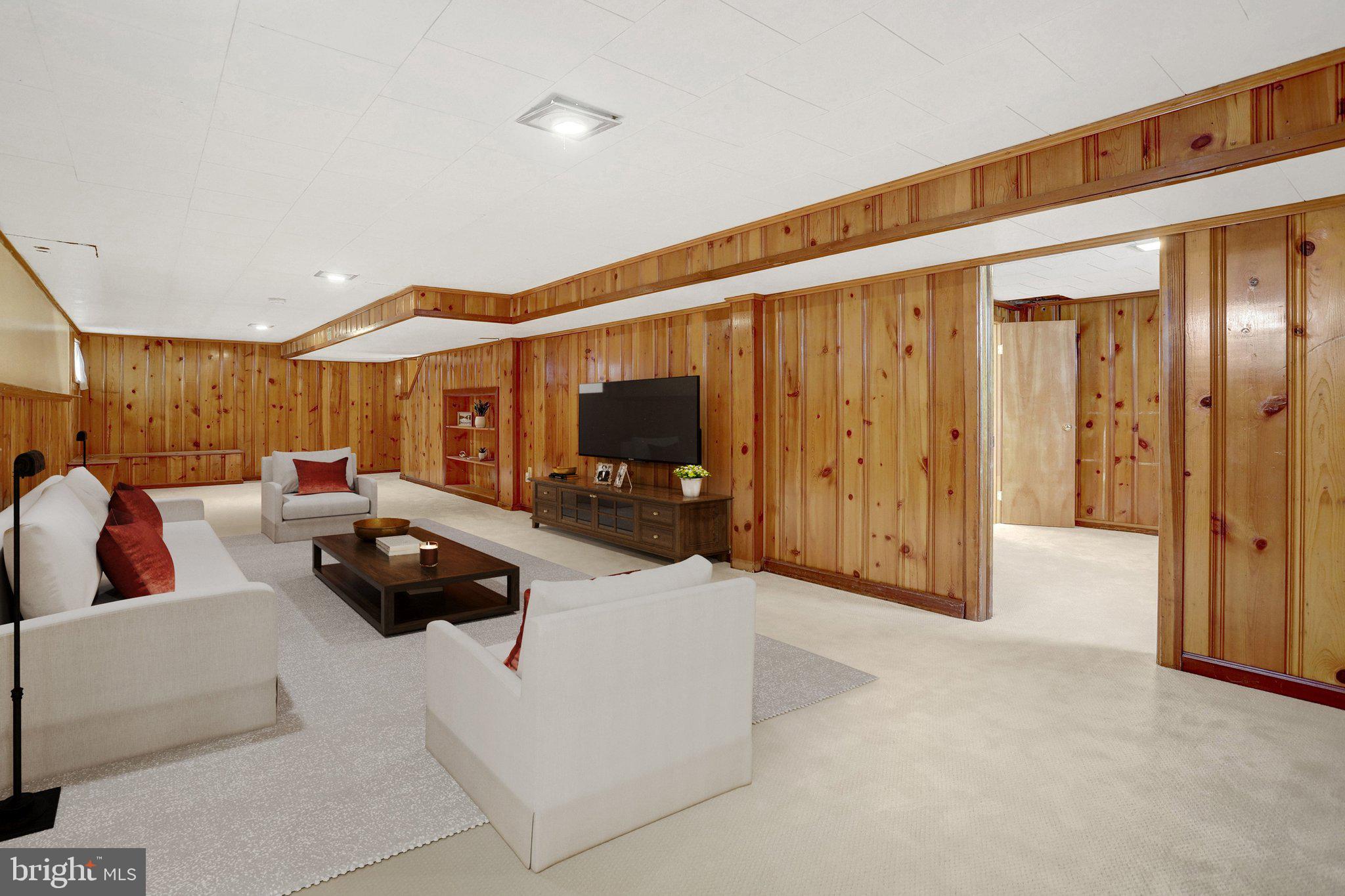 4515 KLING DRIVE