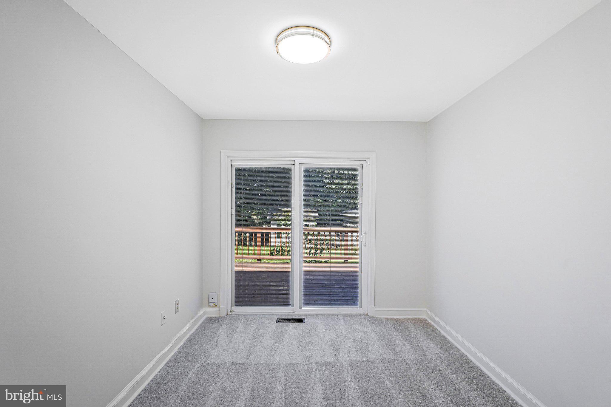 2718 PIONEER LANE