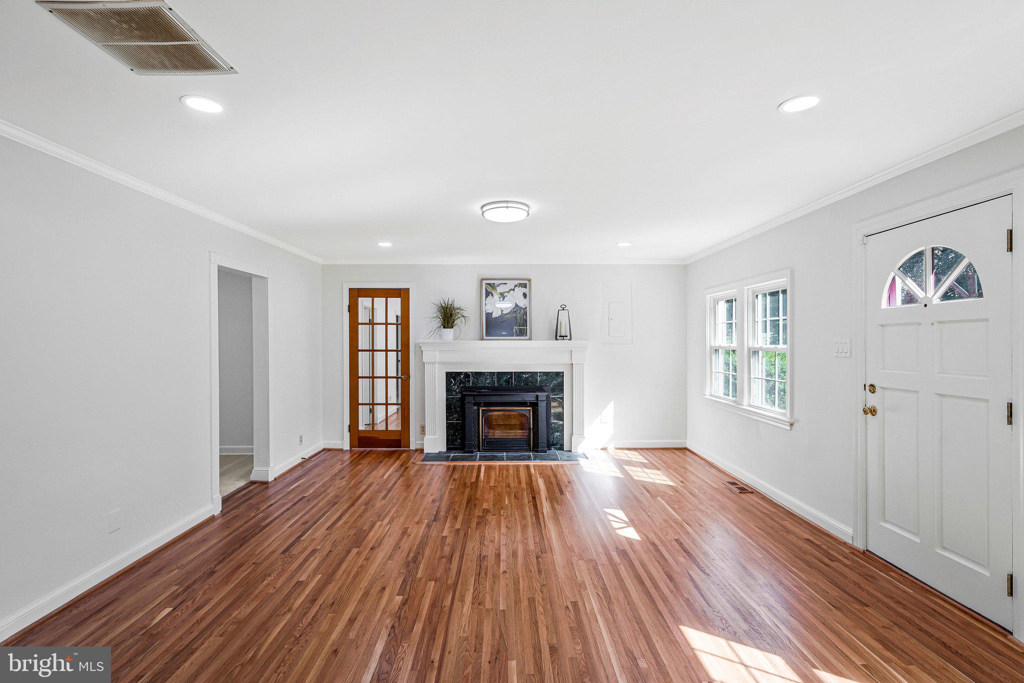 2718 PIONEER LANE