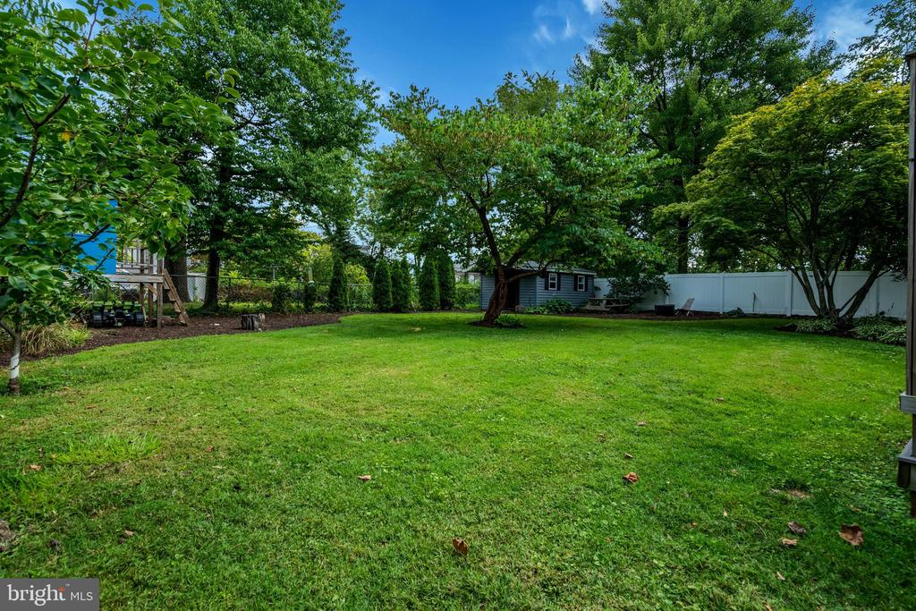 2017 EDGAR COURT