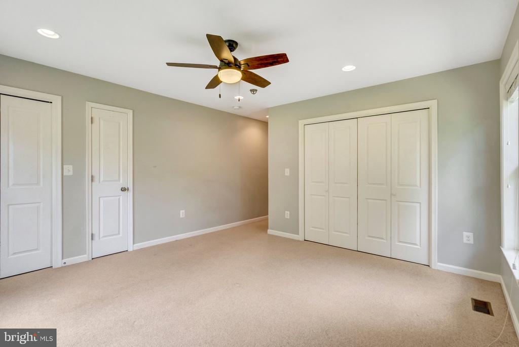 2017 EDGAR COURT