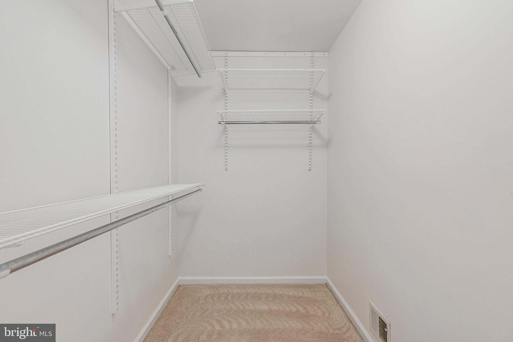 44269 COBHAM STATION COURT