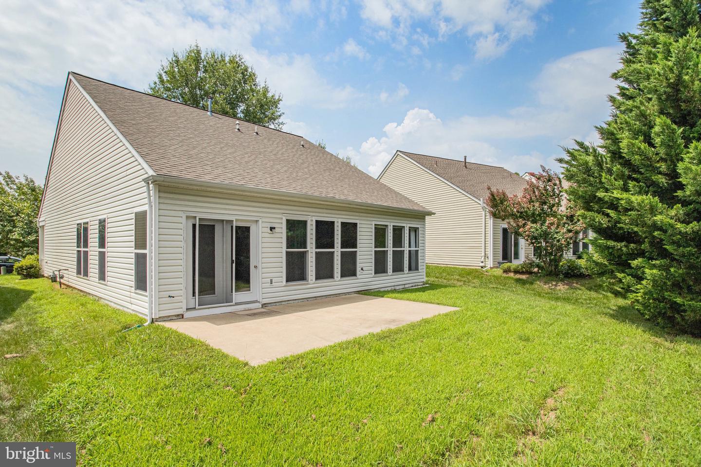 64 Gladstone Dr