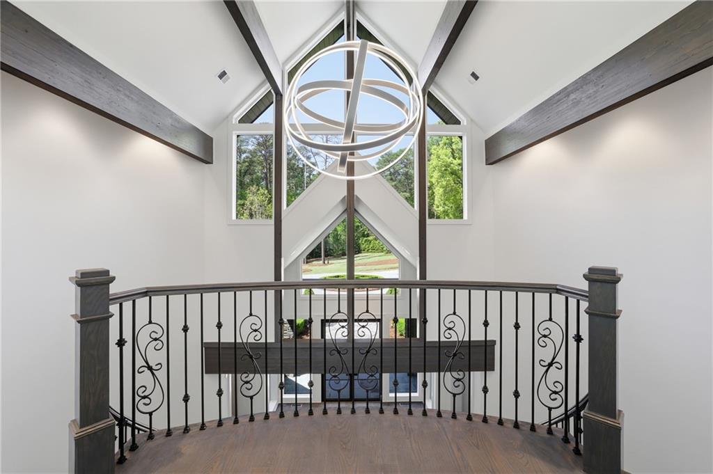 2883 W Roxboro Road NE