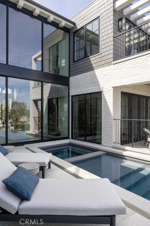 8 Cherry Hills