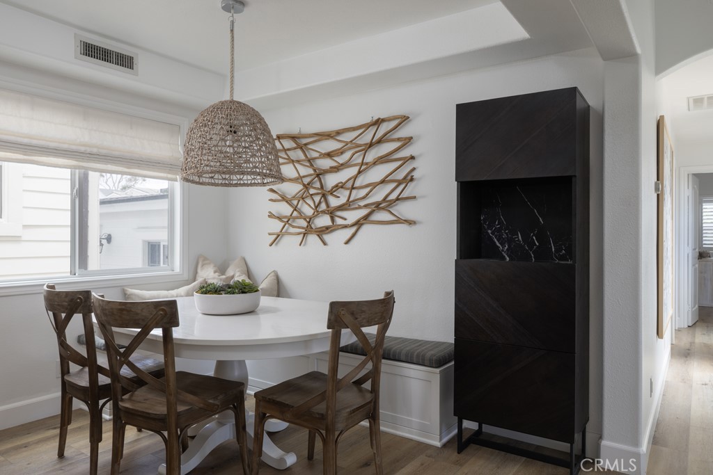 Furnished Lease in The Village