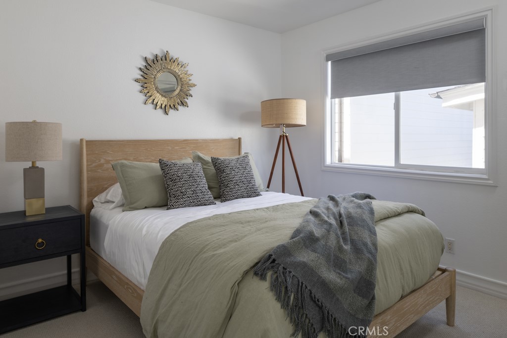 Furnished Lease in The Village