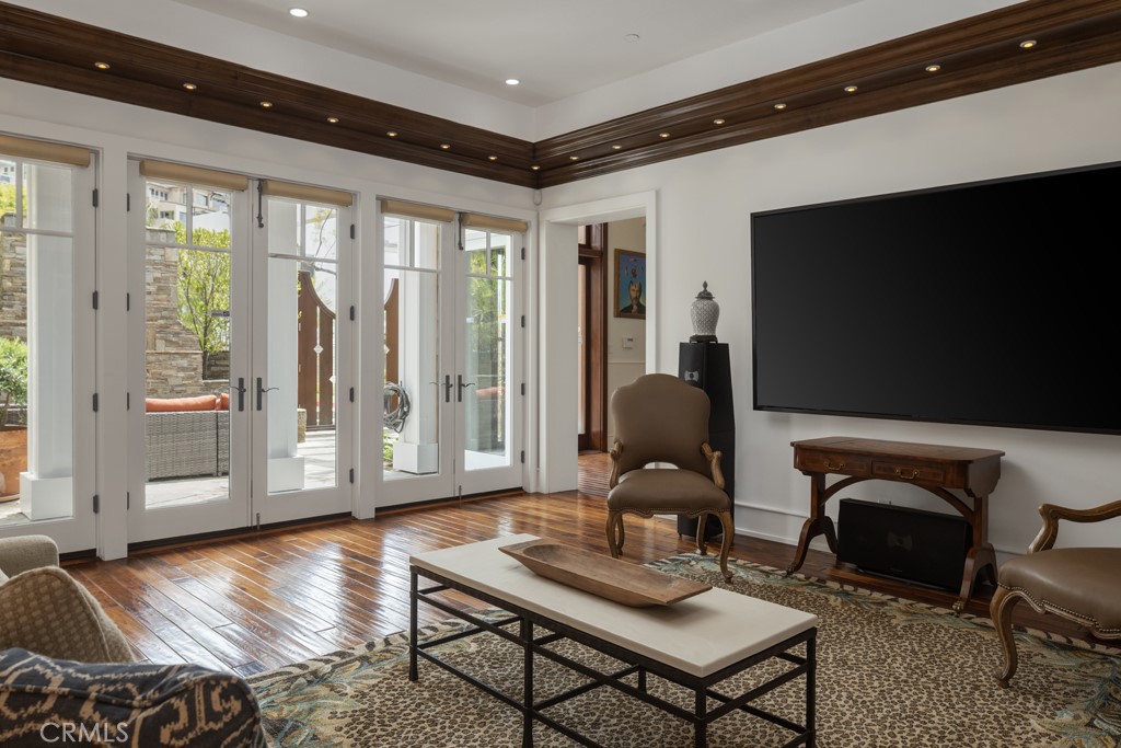 2323 Bayside Drive
