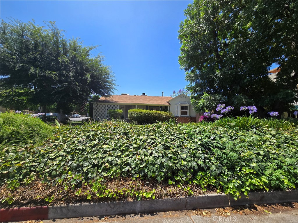 11636 Valley Spring Lane