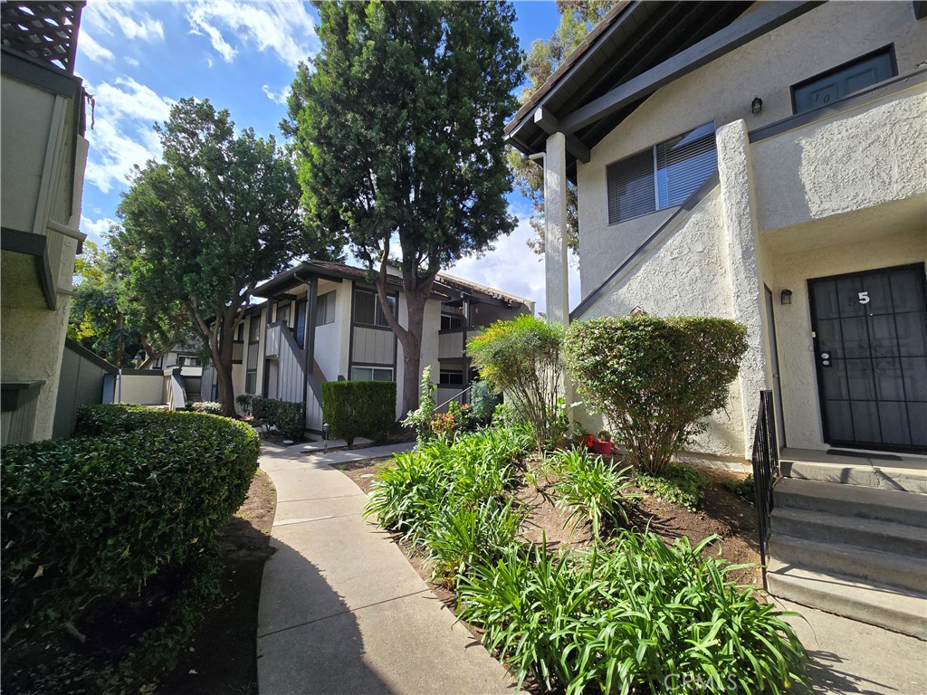 1344 E Hillcrest Drive 34