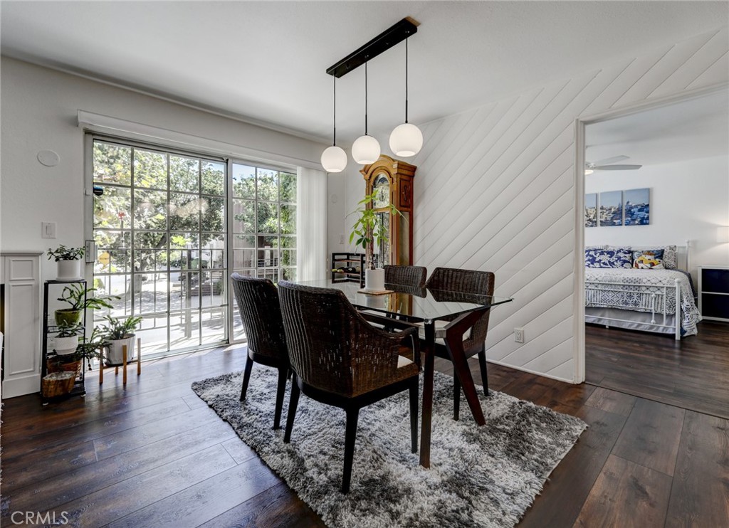 4249 Longridge Avenue