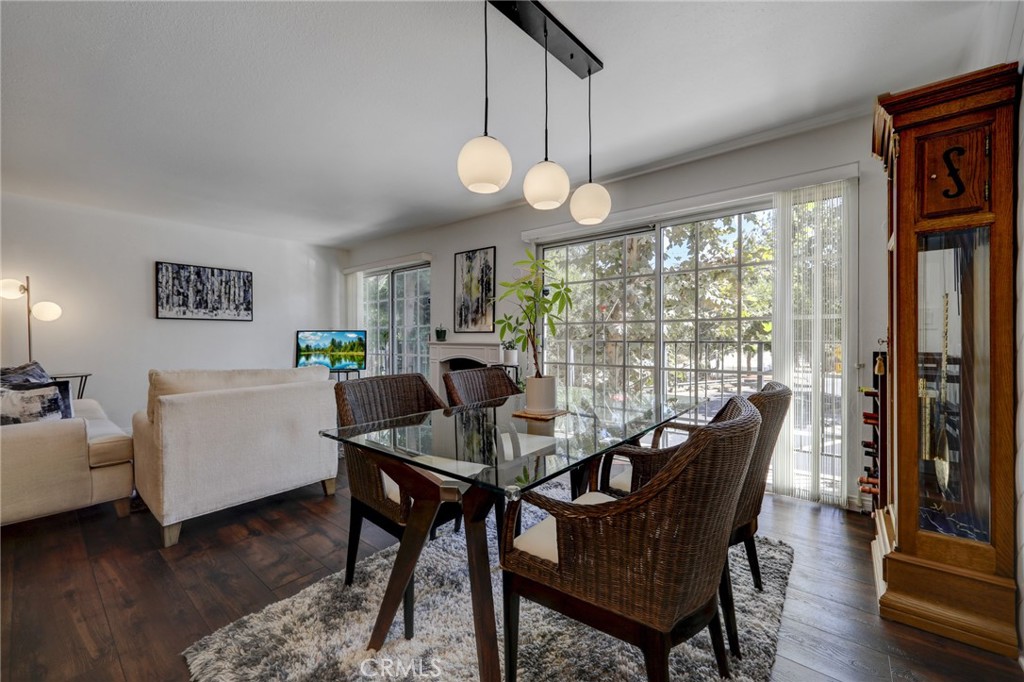 4249 Longridge Avenue