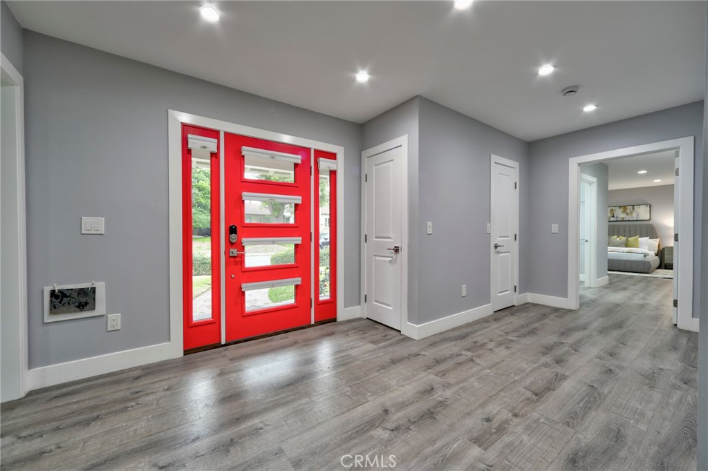 3212 W Valley Heart Drive