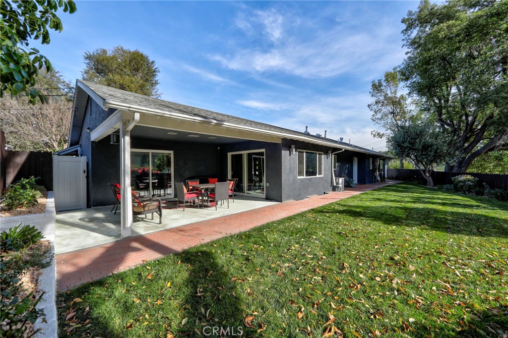 3212 W Valley Heart Drive