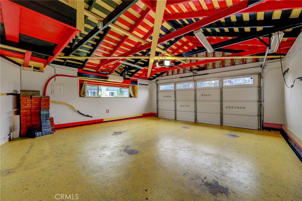 3212 W Valley Heart Drive