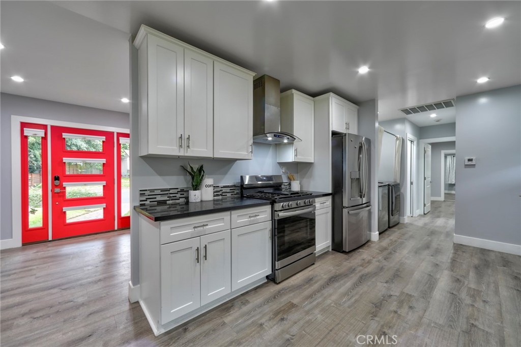 3212 W Valley Heart Drive