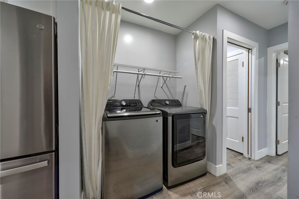 3212 W Valley Heart Drive