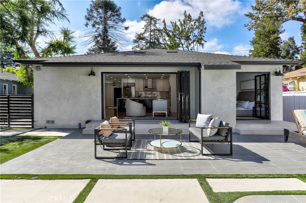 12701 Kling Street, Studio City, CA 91604