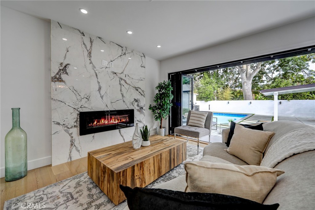 12701 Kling Street, Studio City, CA 91604