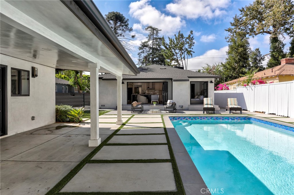 12701 Kling Street, Studio City, CA 91604