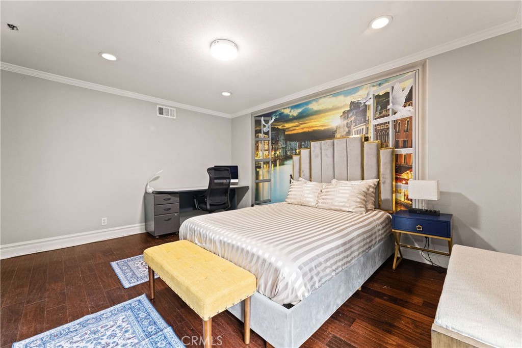 4007 Alta Mesa