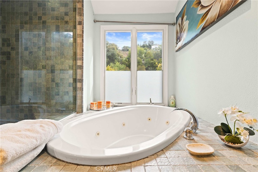4007 Alta Mesa