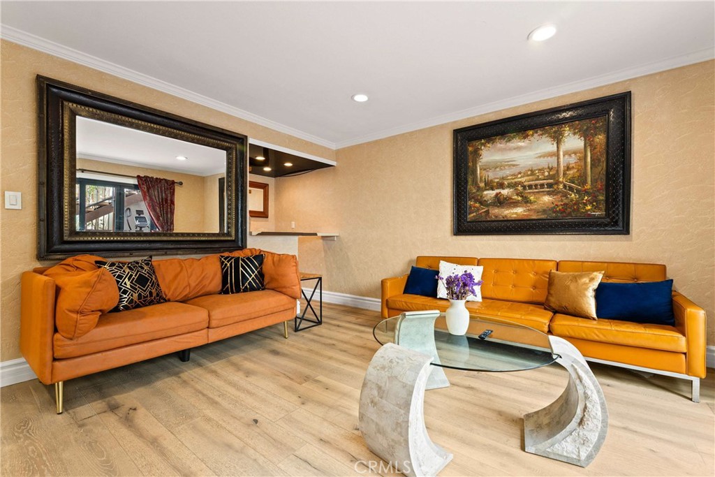 4007 Alta Mesa