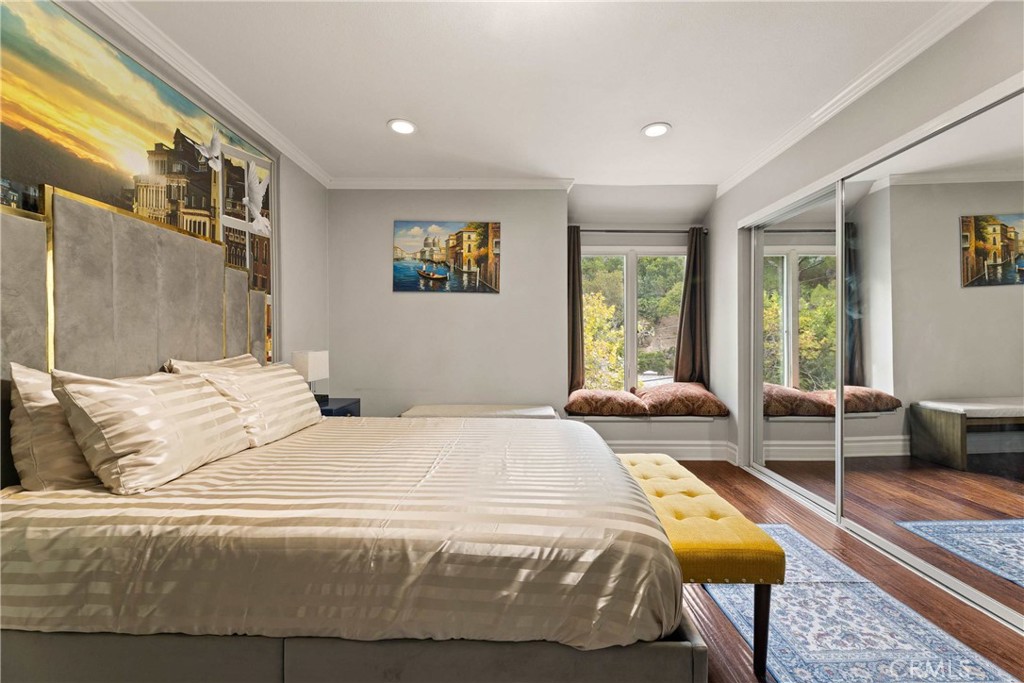 4007 Alta Mesa