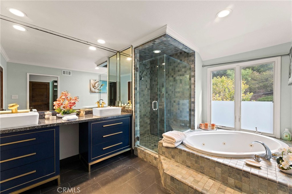 4007 Alta Mesa
