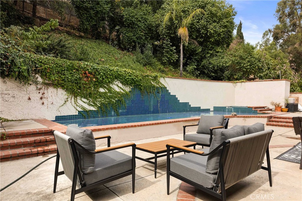 4007 Alta Mesa