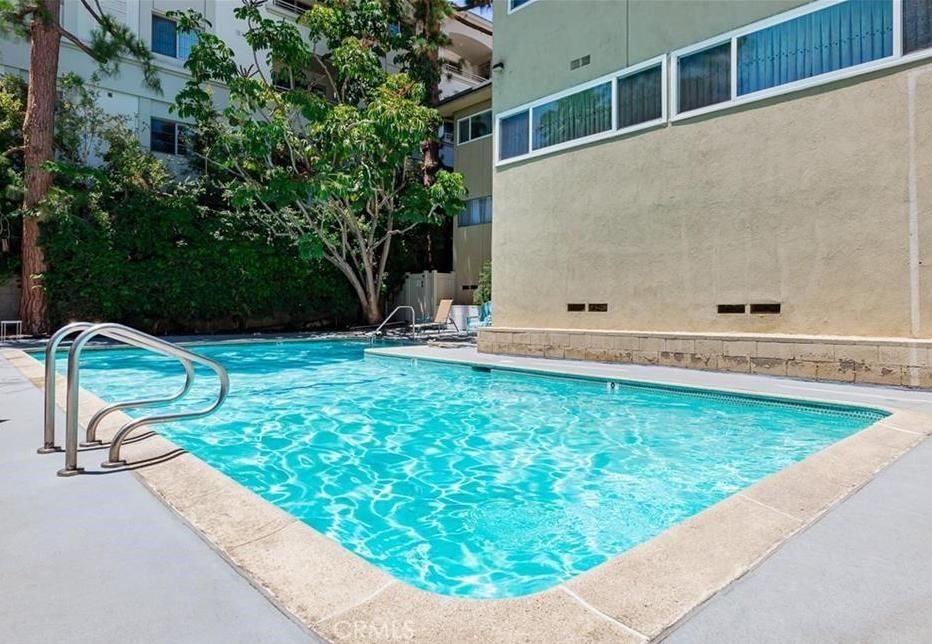 11138 Aqua Vista Street