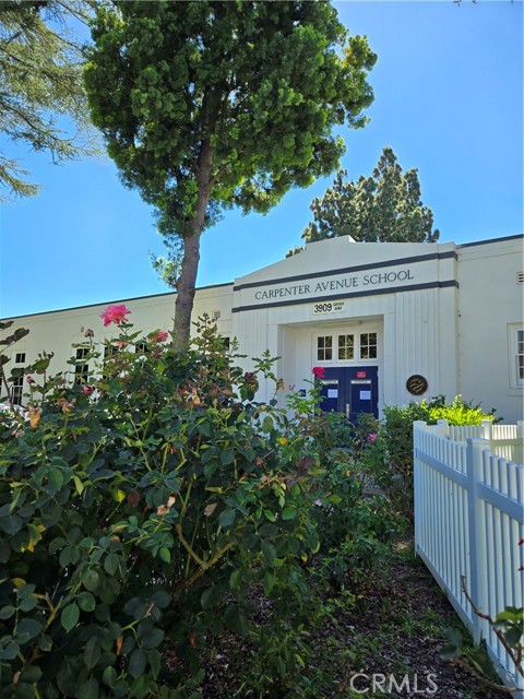 12060 Hoffman Unit: 107