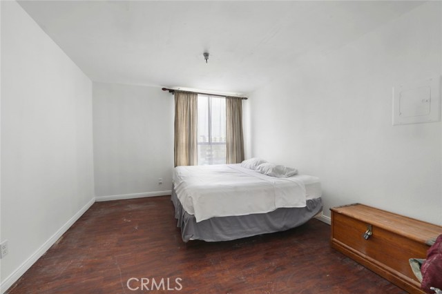 5143 Bakman Unit: 417