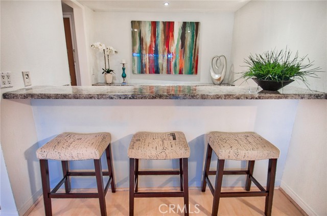 4915 Tyrone Unit: 221