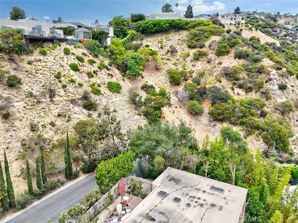 8875 Thrasher Avenue, West Hollywood, CA 90069