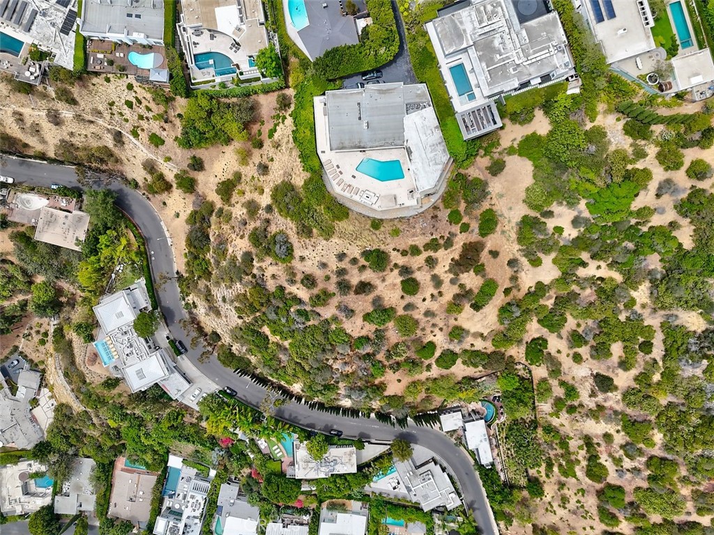 8875 Thrasher Avenue, West Hollywood, CA 90069