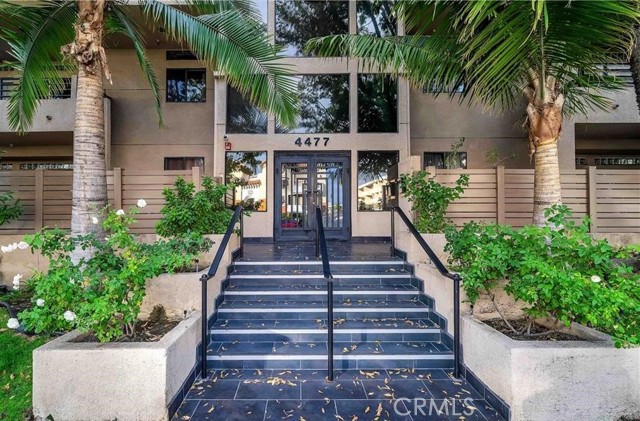 4477 Woodman Unit: 310