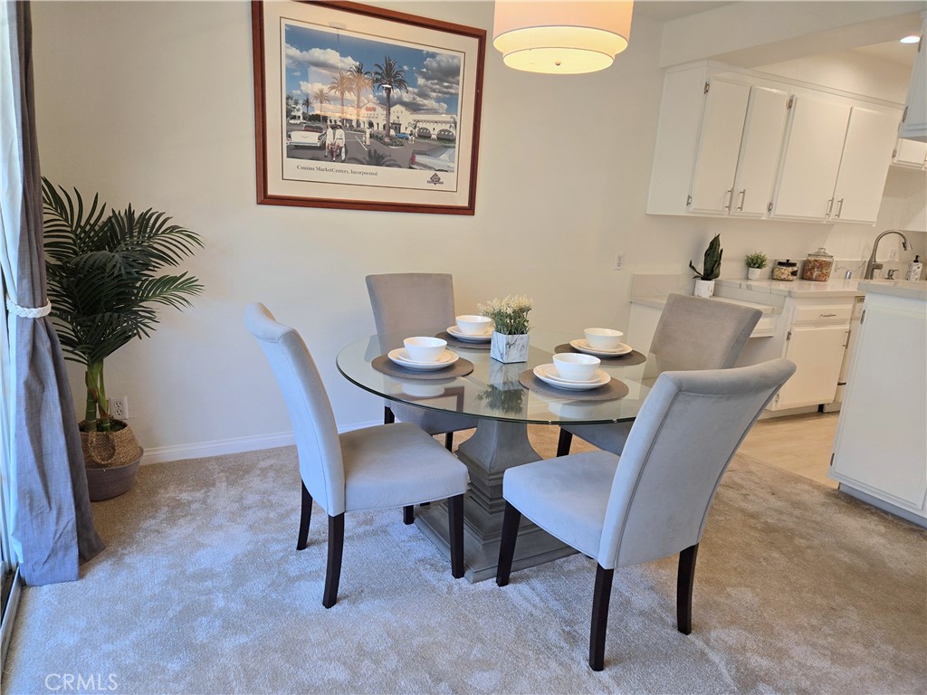 4647 Willis Avenue #220 Sherman Oaks, CA 91403